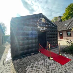 Opblaasbare partytent 8x6x4,3m