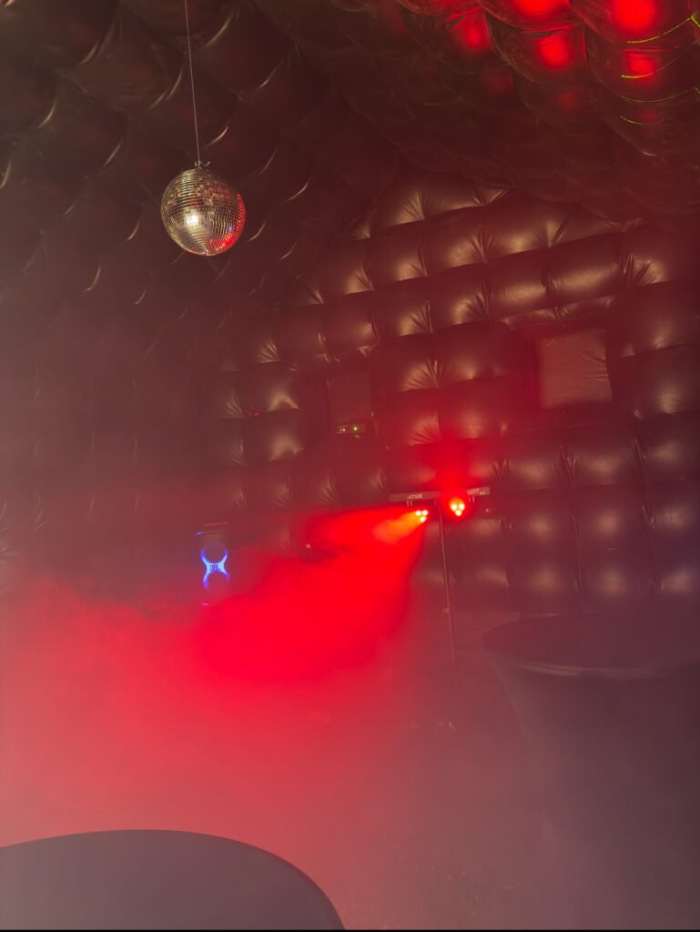 55×5 meter opblaasbare nachtclub premium partytent – Luxe Opblaasbare Partytent Huren | Premium Partytent