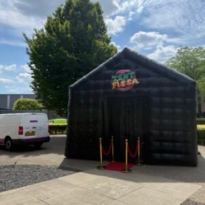 Opblaasbare partytent 5,5x5x4,3m