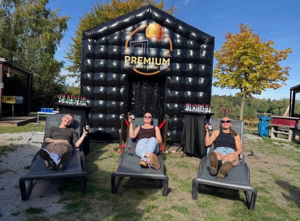Opblaasbare partytent 5x4x4,3m